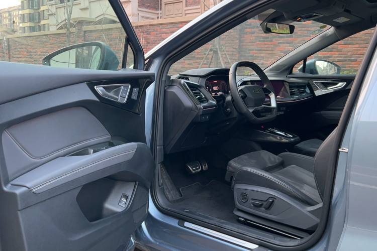 AUDI Q4 E-TRON 2023