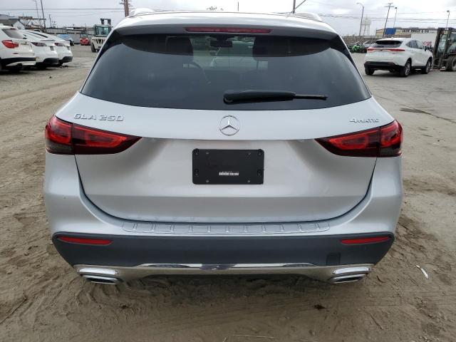 MERCEDES-BENZ GLA 250 4MATIC 2021