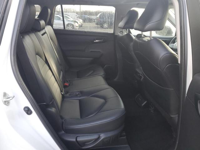 TOYOTA HIGHLANDER L 2023
