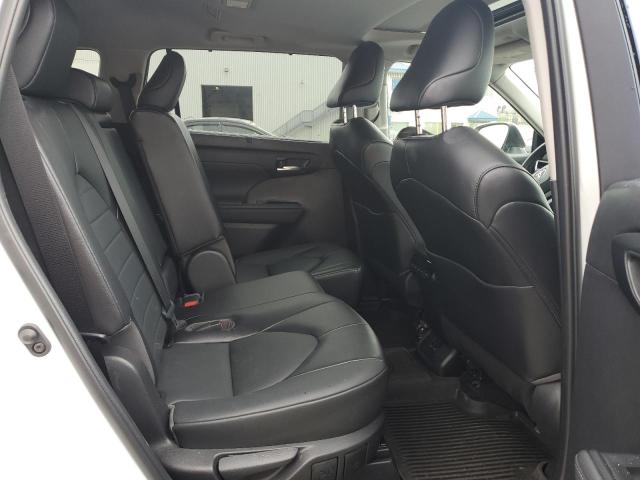 TOYOTA HIGHLANDER XLE 2022