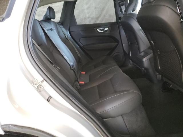 VOLVO XC60 PLUS 2024