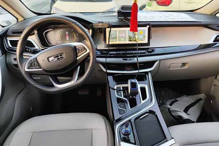 Geely Jiaji 2021