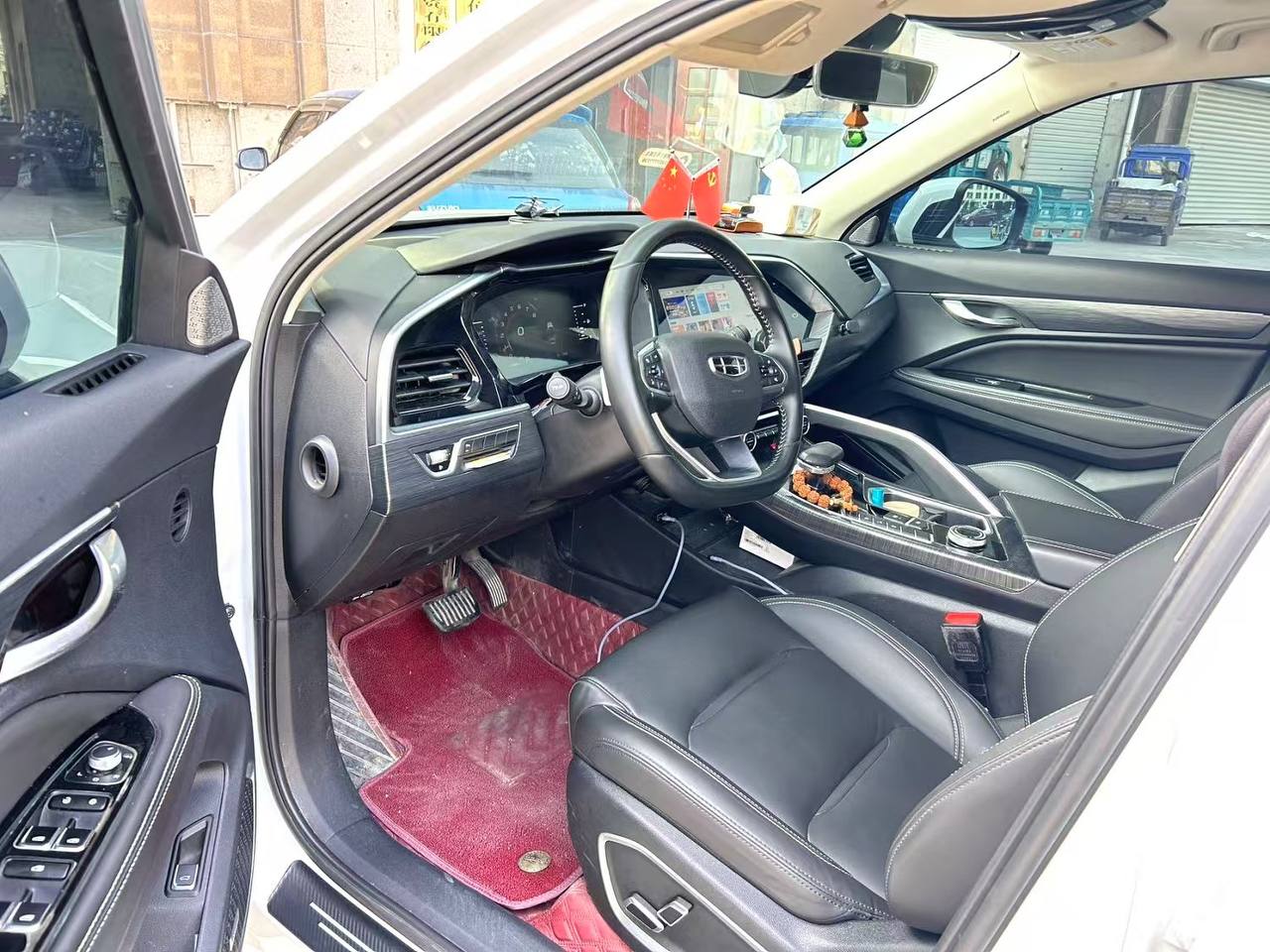 Geely Tugella 2021