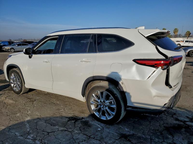 TOYOTA HIGHLANDER LIMITED 2022