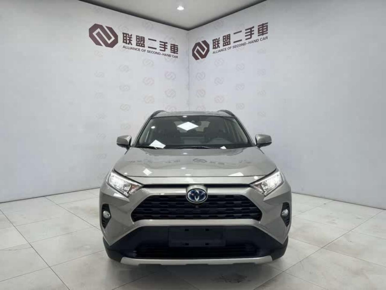 TOYOTA RAV4 2020