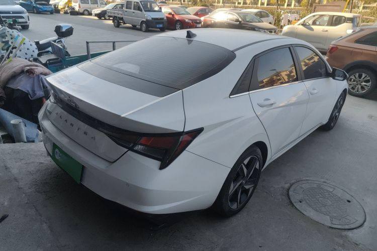 HYUNDAI ELANTRA 2021