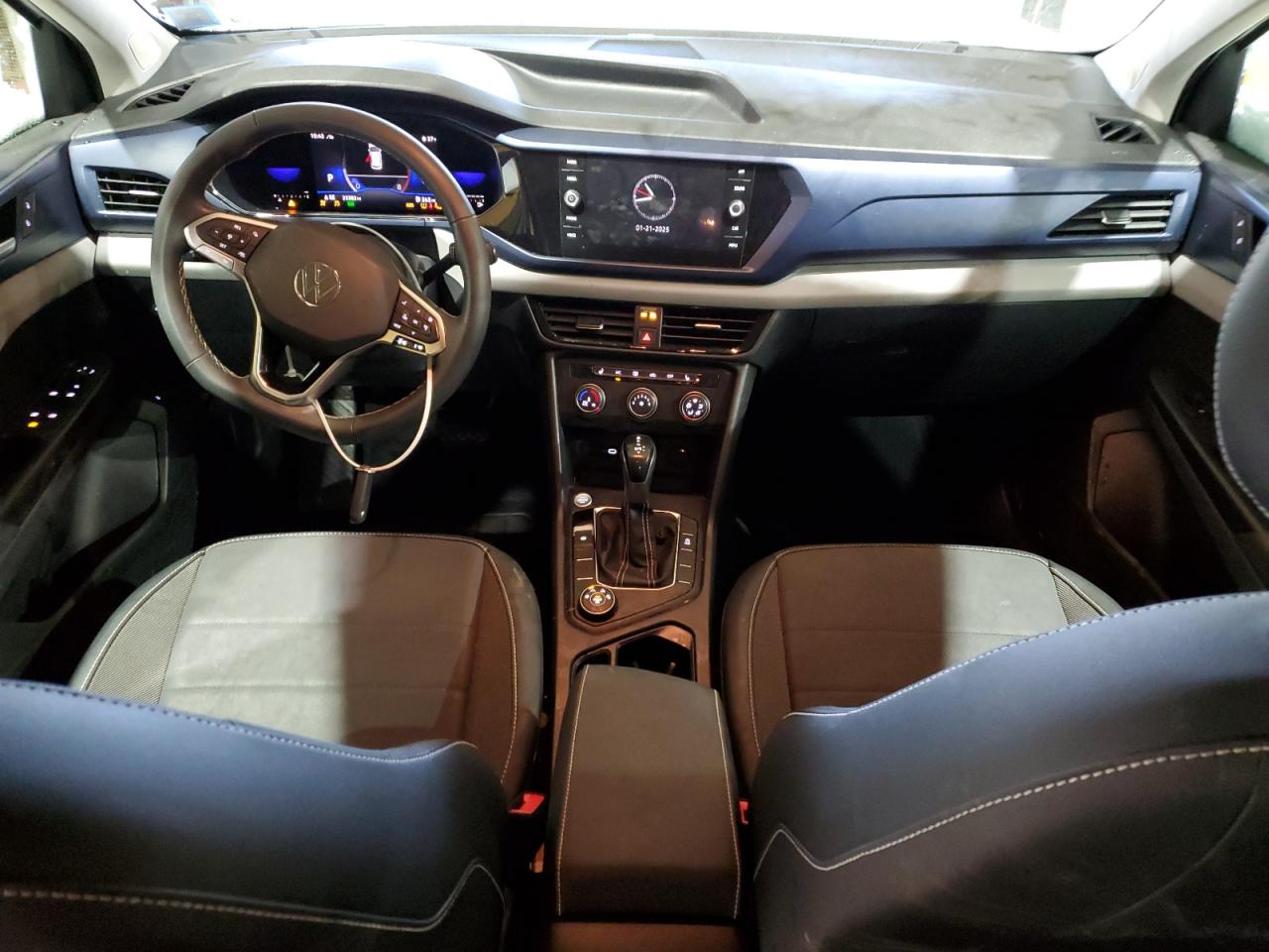 VOLKSWAGEN TAOS SE 2022