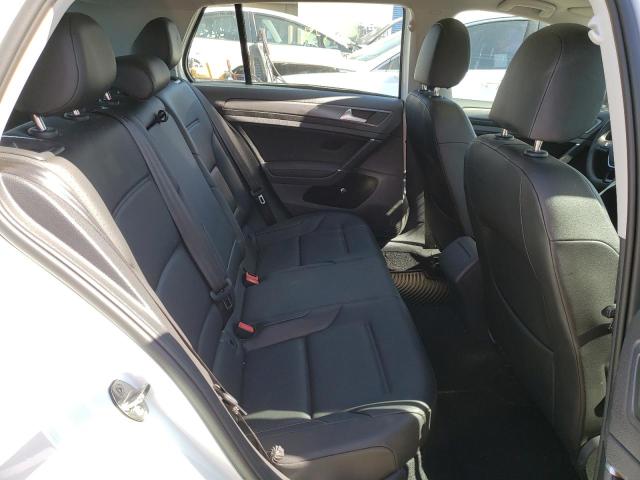 VOLKSWAGEN GOLF 2020