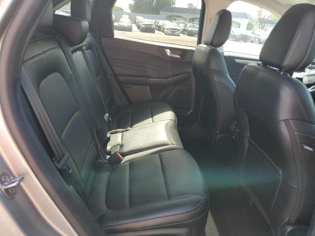 FORD ESCAPE TITANIUM 2022