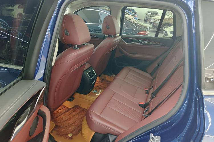 BMW X3 XDRIVE25i 2022