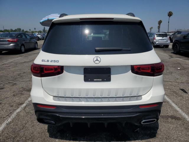 MERCEDES-BENZ GLB 250 2023