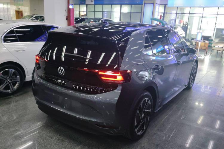 VOLKSWAGEN ID.3 2024
