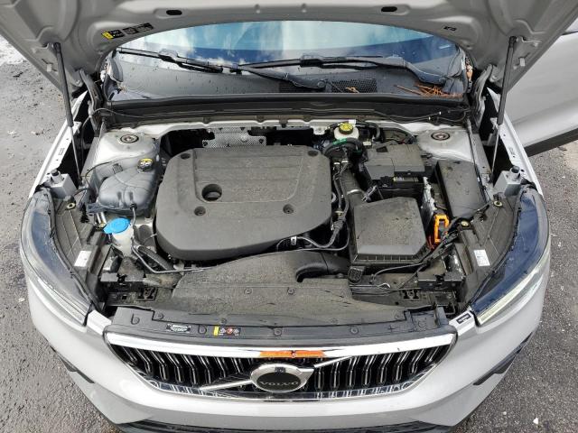 VOLVO XC40 PLUS 2023
