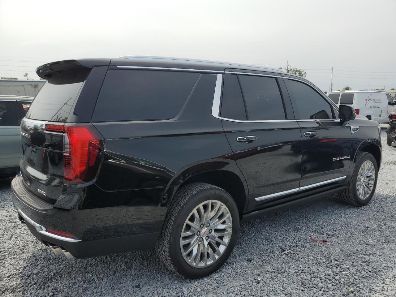 GMC YUKON DENALI 2025