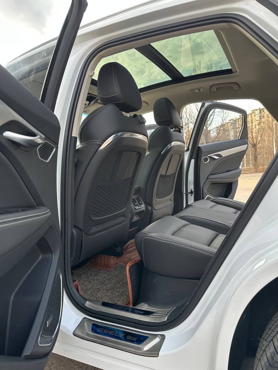 Geely Tugella 300T 2019