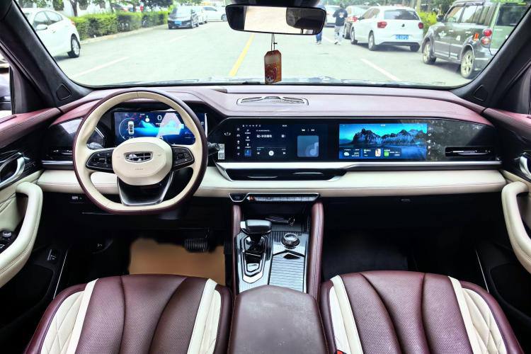 Geely Monjaro 2021