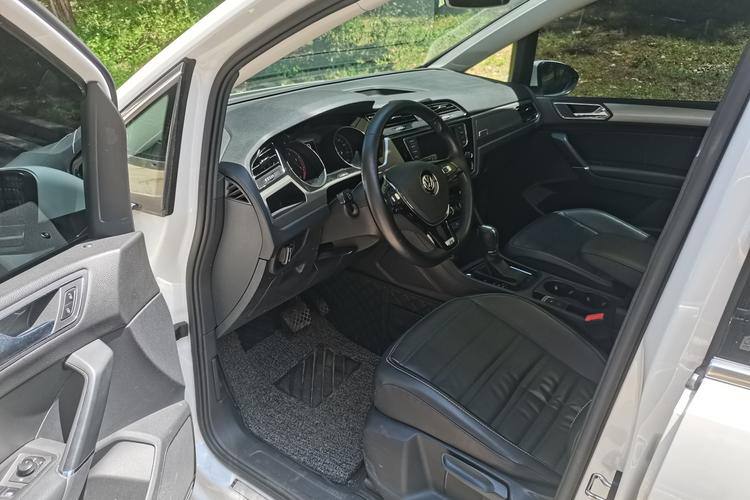 VOLKSWAGEN TOURAN L 280TSI 2018