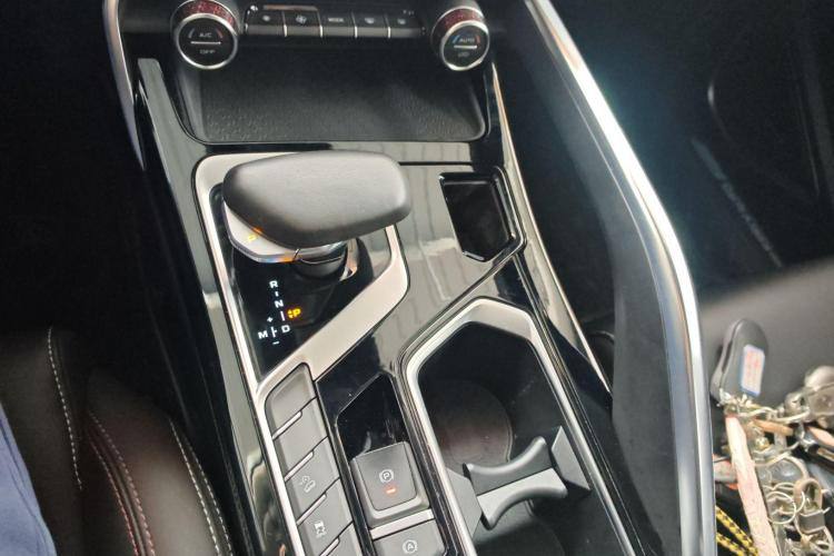 Geely Tugella S 2021