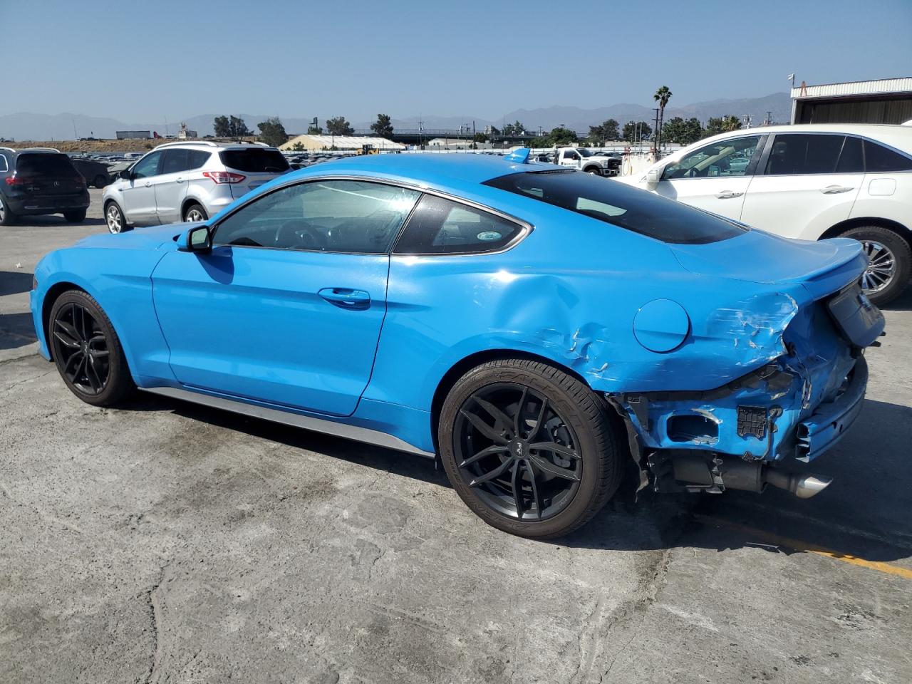 FORD MUSTANG 2022