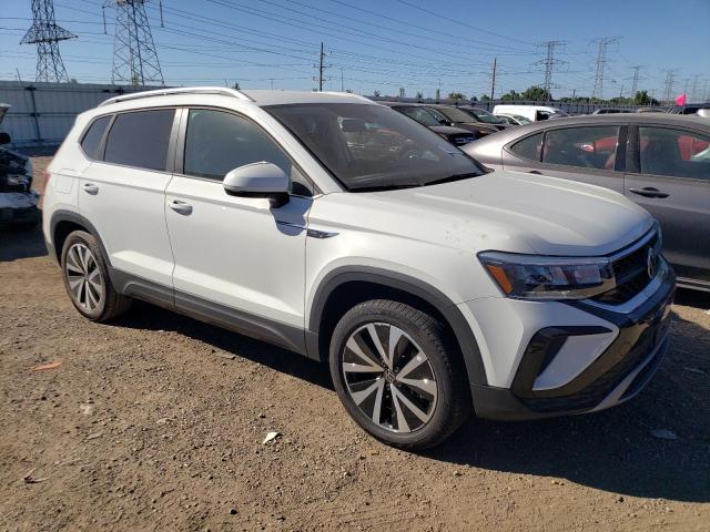 VOLKSWAGEN TAOS SE 2022