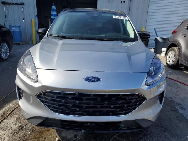 FORD ESCAPE SE 2022