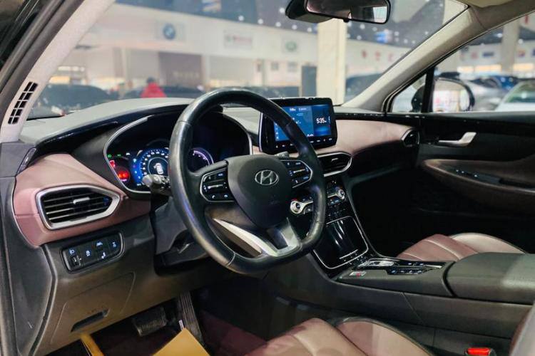 HYUNDAI SANTA FE 2020