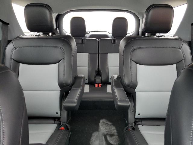FORD EXPLORER XLT 2023