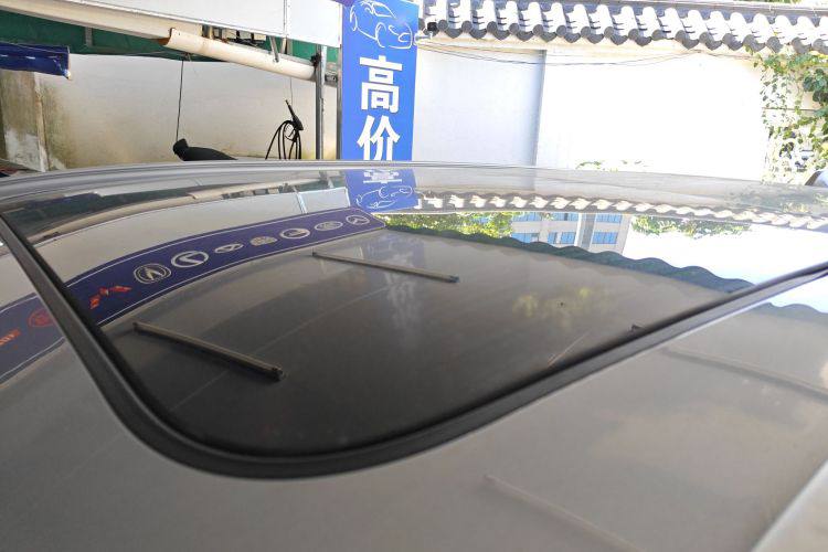 Geely Monjaro 2021