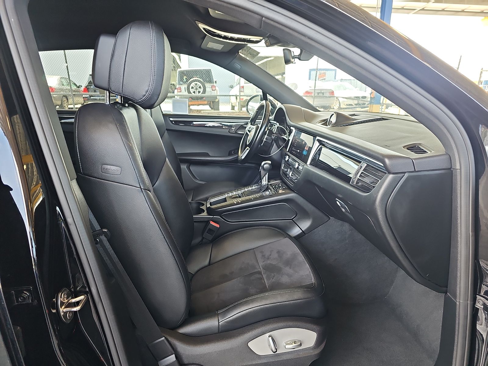 Porsche Macan 2020