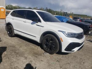 VOLKSWAGEN TIGUAN SE R-LINE BLACK 2023