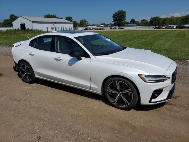 VOLVO S60 CORE 2024