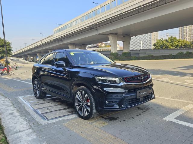 Geely Tugella 2020