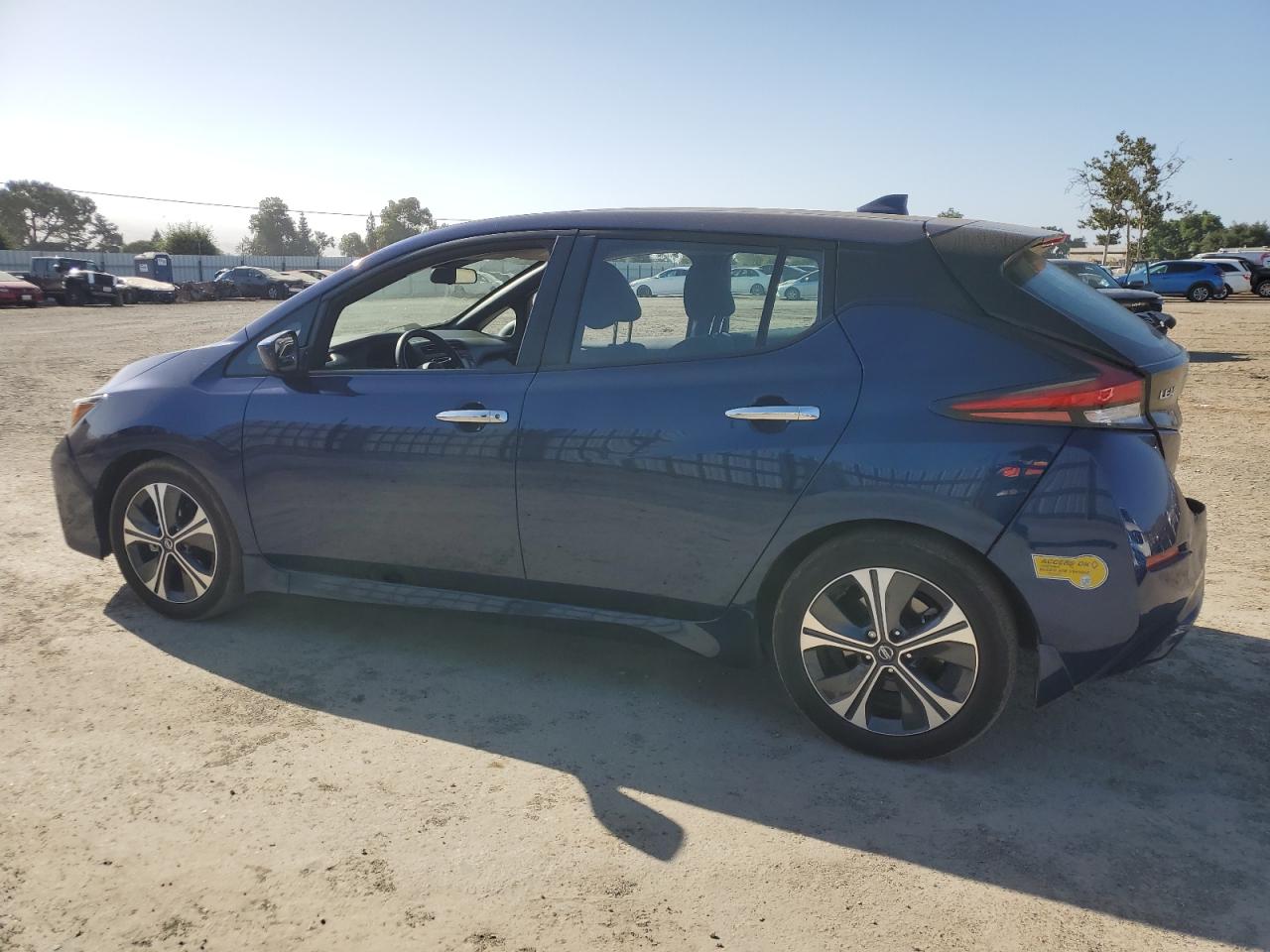 NISSAN LEAF SV 2022