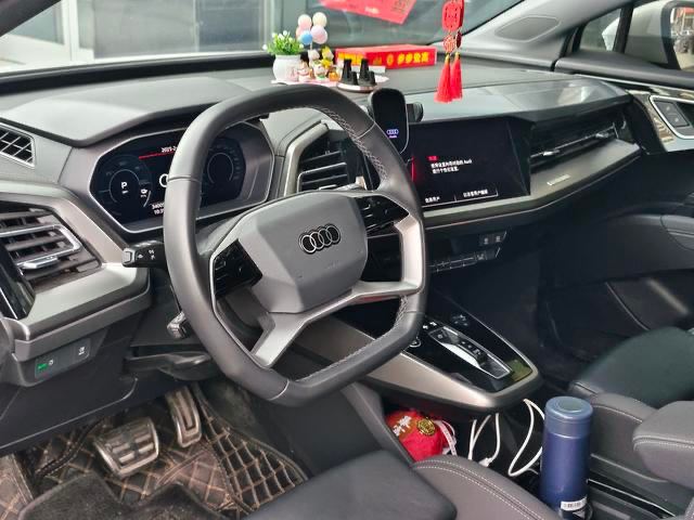 AUDI Q4 E-TRON 2023