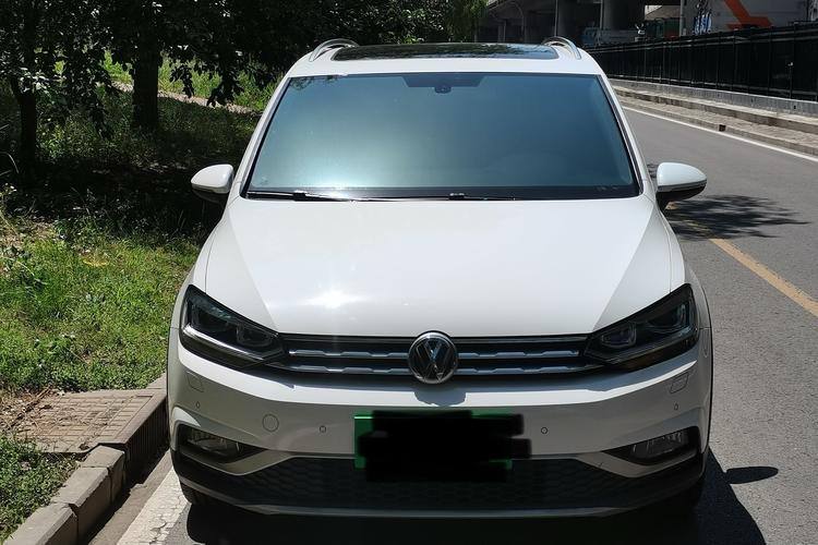 VOLKSWAGEN TOURAN L 280TSI 2018