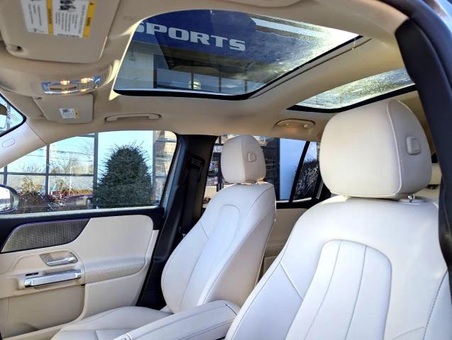MERCEDES-BENZ EQB 300 4MATIC 2022