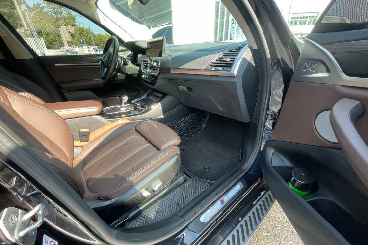 BMW X3 XDRIVE30i 2022