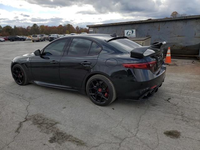 ALFA ROMEO GIULIA QUADRIFOGLIO 2016