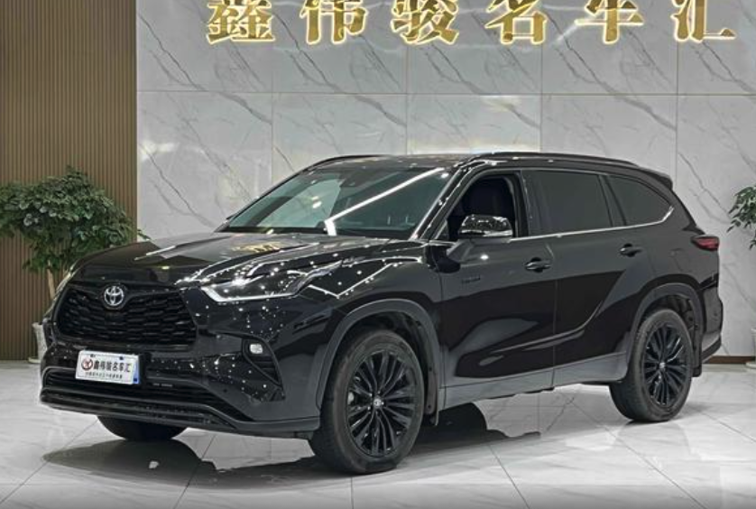 TOYOTA HIGHLANDER HYBRID Knight Edition 2022
