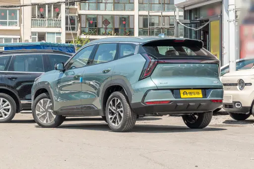 Geely Atlas Boyue L 2025