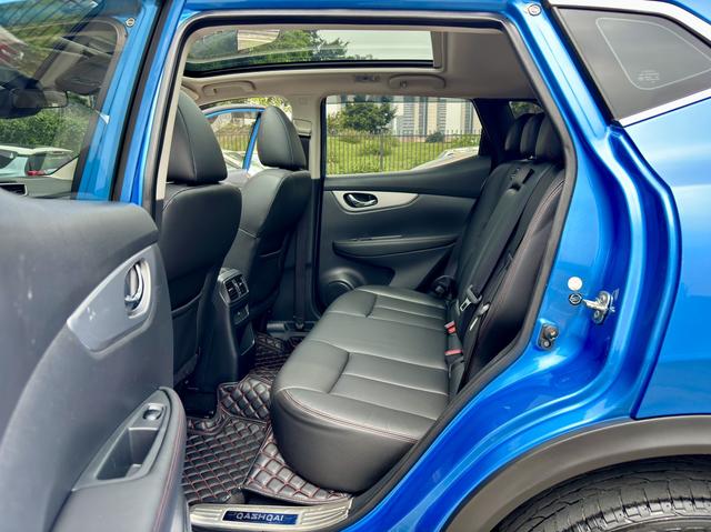 NISSAN Qashqai 2021
