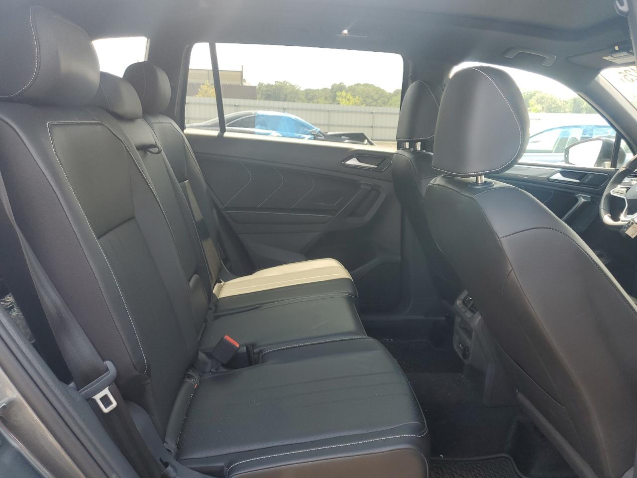 VOLKSWAGEN TIGUAN SE R-LINE BLACK 2024