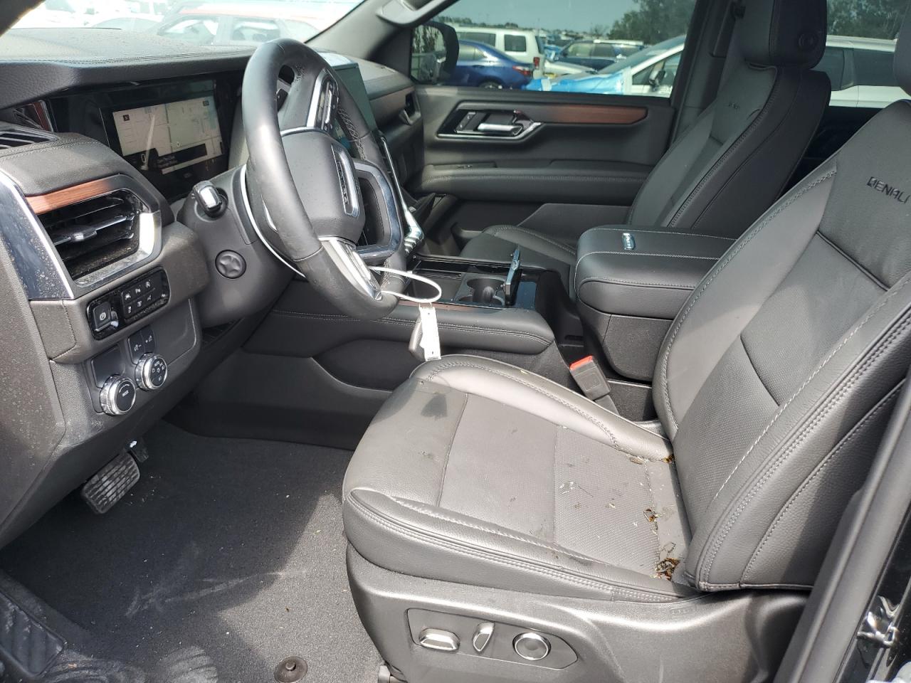 GMC YUKON DENALI 2025
