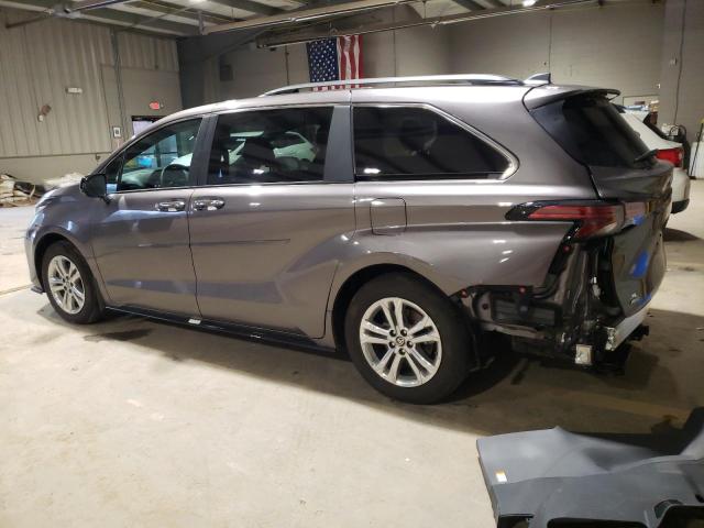 TOYOTA SIENNA XSE 2022