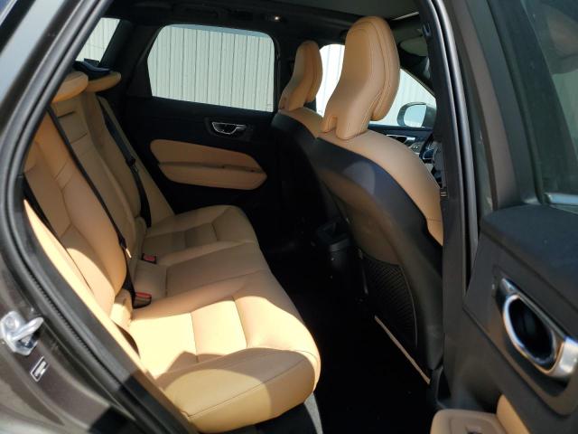 VOLVO XC60 T5 MOMENTUM 2019