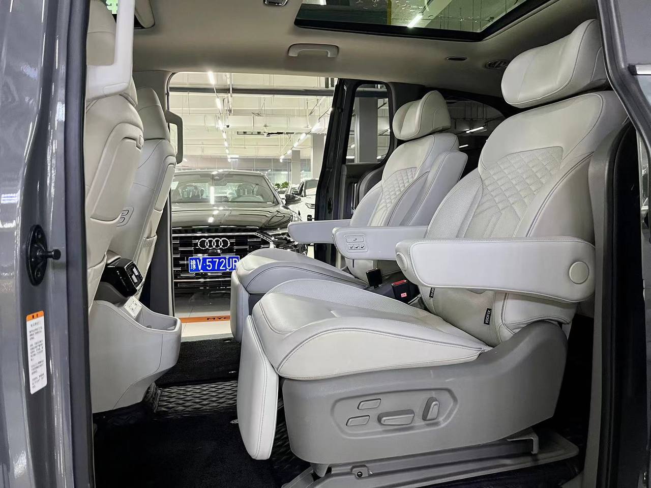 Hyundai Custo 380TGDi 2021