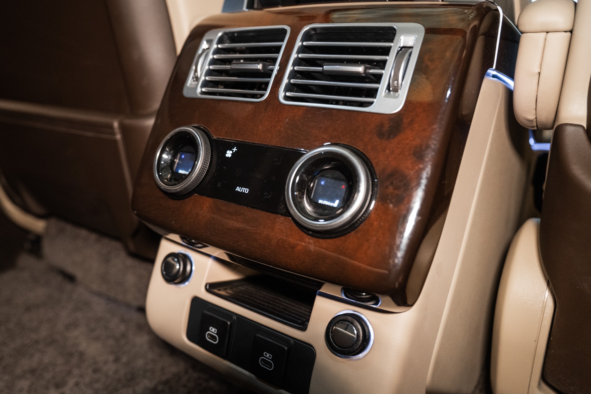 LAND ROVER RANGE ROVER WESTMINSTER 2022