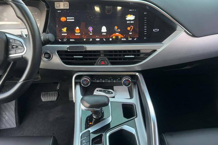 Geely Tugella 300T 2019