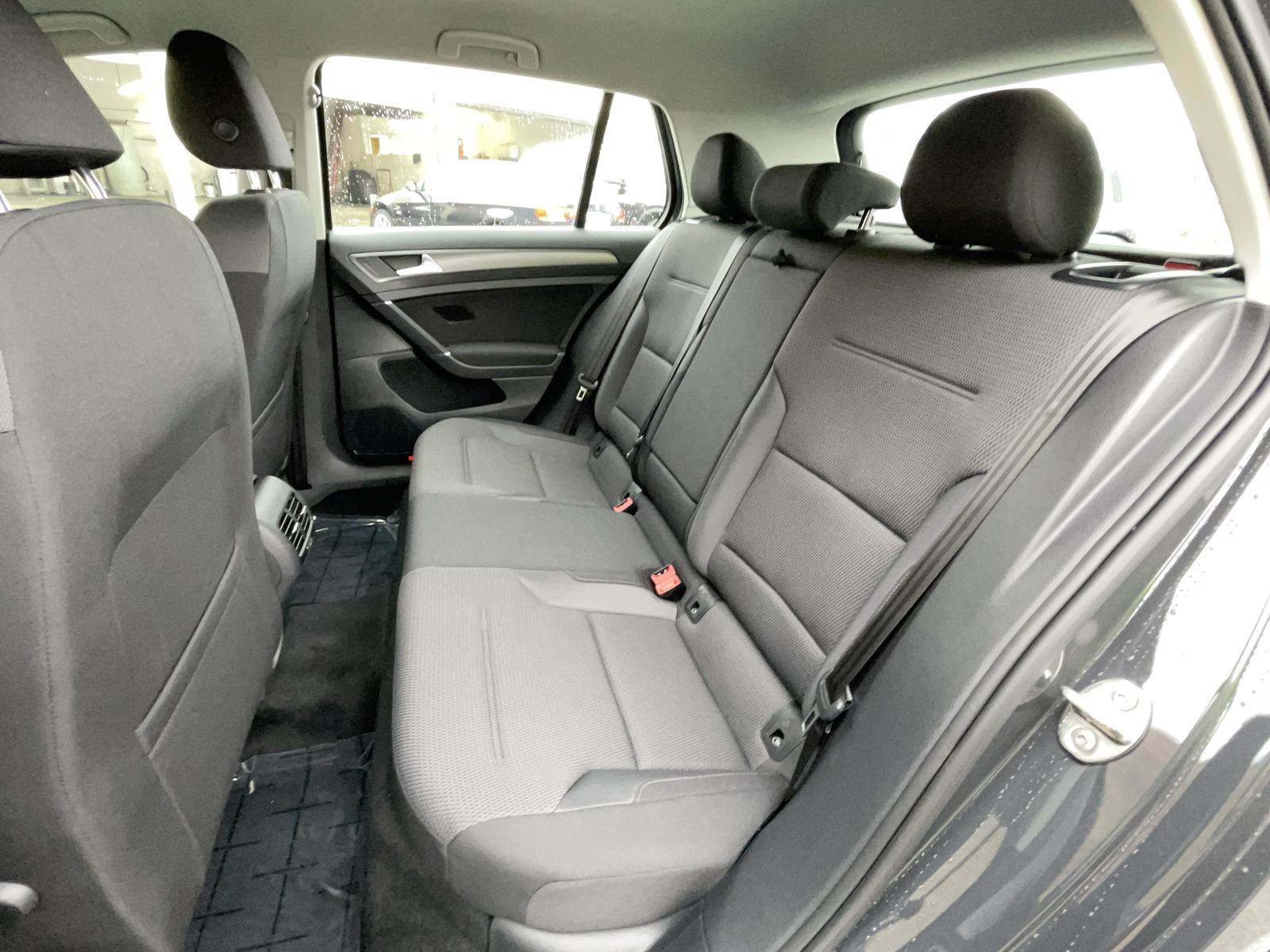 Volkswagen e-Golf SE 2019