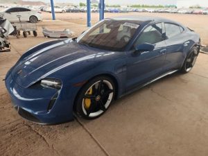 PORSCHE TAYCAN TURBO 2023